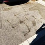 צלב קרס על המדרכה בכרמליה (צילום: חי פה)