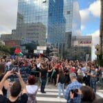 הפגנה פרו פלסטינית ברחוב הנביאים בחיפה (צילום: חי פה – תאגיד החדשות)
