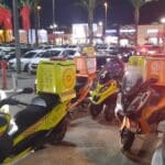 רכב נכנס לתוך חנות במרכז ביג בצומת קריית אתא (צילום: אתר 970 – חיפה החרדית)