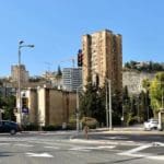 הכניסה לשכונת "מעונות גאולה"  קרדיט צילום: ראובן כהן דוברות עיריית חיפה (צילום: ראובן כהן)