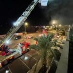 מנוף גבהים – שריפה במבנה בטירת כרמל (צילום: כבאות והצלה)