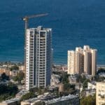 בניה חדשה לגובה בחיפה – מגדל אירופה בקריית שפרינצק בחיפה (צילום: ירון כרמי)