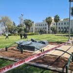 גל הטרור: זירת דקירה בגן הזיכרון בחיפה (צילום: משטרת ישראל)