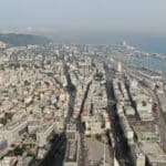 חיפה • העיר התחתית רחוב העצמאות  (צילום רחפן: מרום בן אריה)