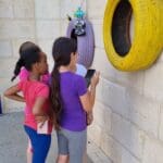 יריד חקר שהתקיים בבית הספר עלומים בקריית ים בהשתתפות רה״ע דוד אבן צור (צילום: ע. קריית ים)