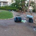 פחים הפוכים גן יעקב הרצוג (צילום: חי פה בשטח)
