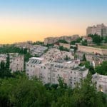 בתים על הכרמל הצרפתי – רמת שאול (צילום: ירון כרמי)