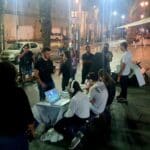 מפגינים במיצג "אל תהיו עיוורים לתעשיית החזירים" – חיפה (צילום: אלונה שרף , חופש לבעלי חיים)