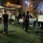 מפגינים במיצג "אל תהיו עיוורים לתעשיית החזירים" – חיפה (צילום: אלונה שרף , חופש לבעלי חיים)