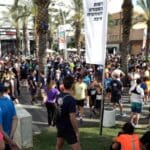 הכנה וחימום – מרוץ המדרגות של חיפה – הזינוק מהעיר התחתית – מאי 2015 (צילום: ירון כרמי)