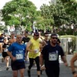 מרוץ המדרגות של חיפה – זינוק המקצה התחרותי מהעיר התחתית – מאי 2015 (צילום: ירון כרמי)