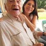 ד"ר סילביה מנדל ואביה הנחשב ל"זקן-על". הזקנים שלא מזדקנים (צילום: ד"ר סילביה מנדל)