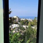בכל שעה ושעה… בשקיעה ואף בליל – אין נוף יפה מזה – בית ללא גלוטן (צילום: רחלי אורבך)