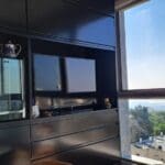 הצצה אלי הנוף הירוק תמיד – בבית יעוץ ניהול מחלה אונקולוגית מחד ומאידך עדיים (צילום: רחלי אורבך)