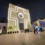 חיפה • כריסמס – החג של החגים – כנסיה מקושטת (צילום: ירון כרמי)