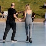 שבת קייצית בטיילת דדו חיפה- ריקודי עם (צילום: דרור שמילוביץ)