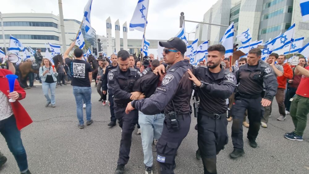 מחאת העם 23.03.23 צומת מת"מ(צילום משטרת ישראל)