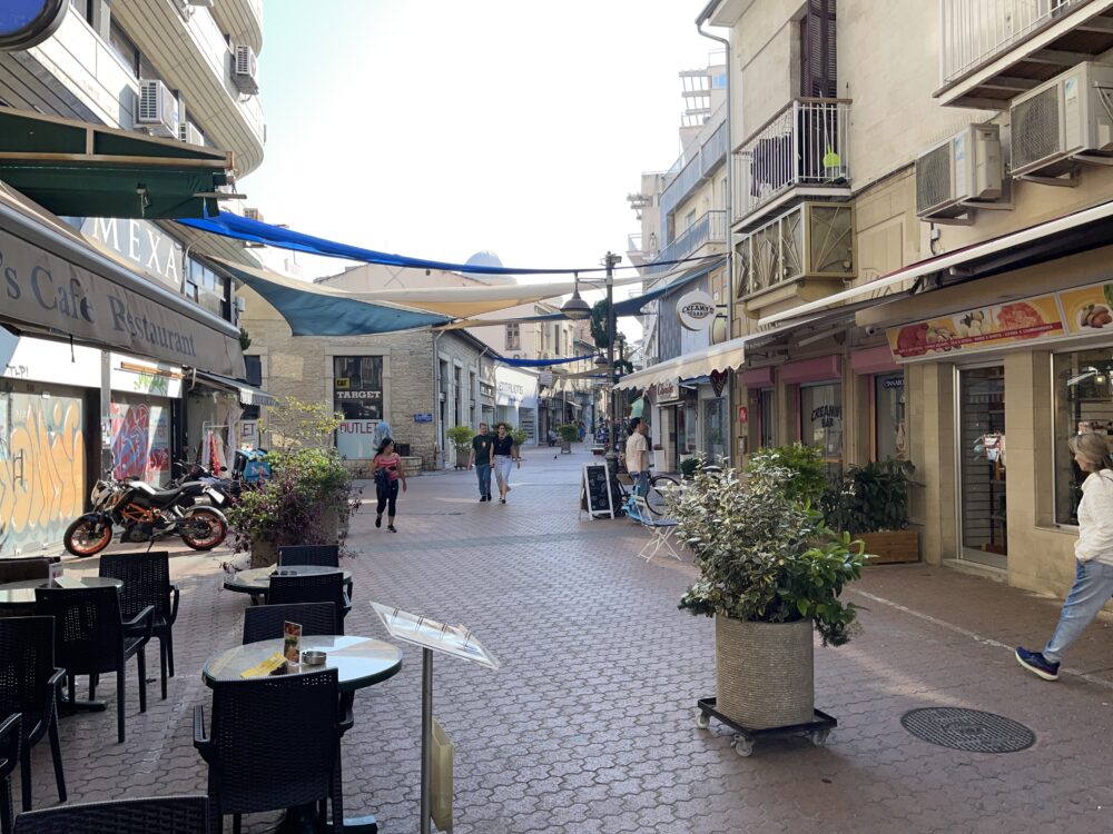 מדרחוב - העיר העתיקה של לימסול - קפריסין (צילום: ירון כרמי)