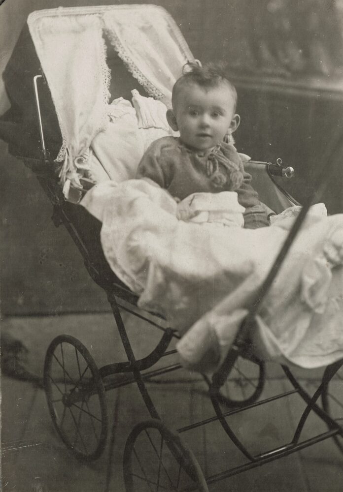רחל בת שנה, אוסטרוג 1924 (אלבום פרטי)