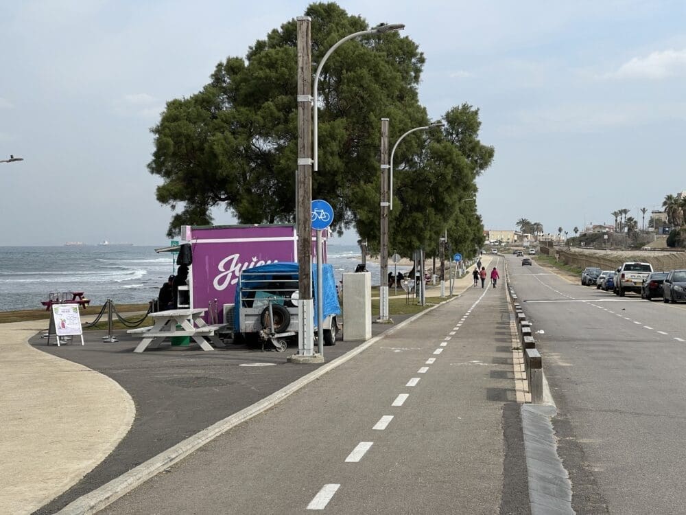 פוד טראק טיילת שיקמונה  (צילום: ירון כרמי)