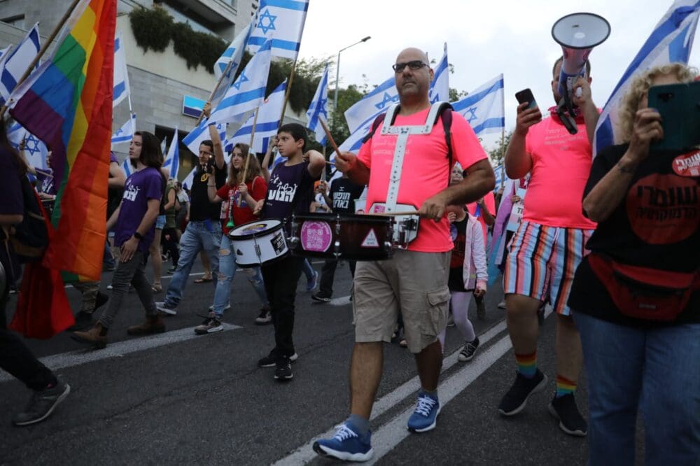 המחאה נגד ההפיכה המשטרית בחיפה -שבת – 03/06/23 (צילום: דרור שמילוביץ)
