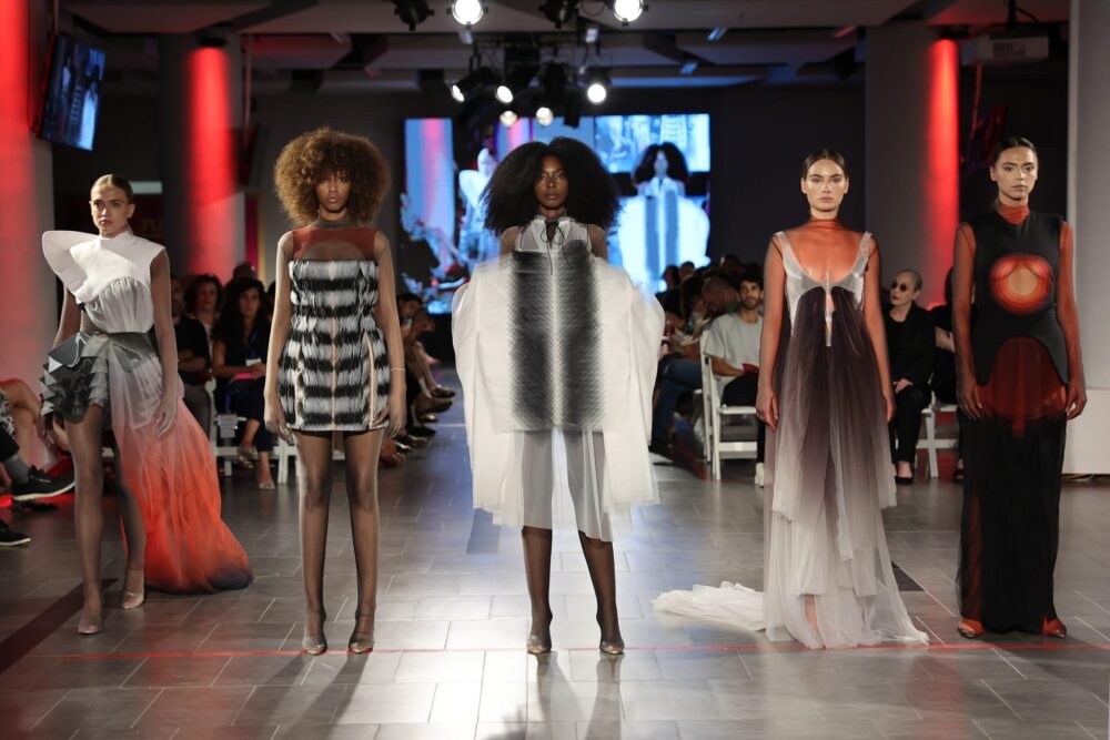 "Genetic echo" - the models of Bar Elboim's collection on display in Vizzo (photo: Koko)