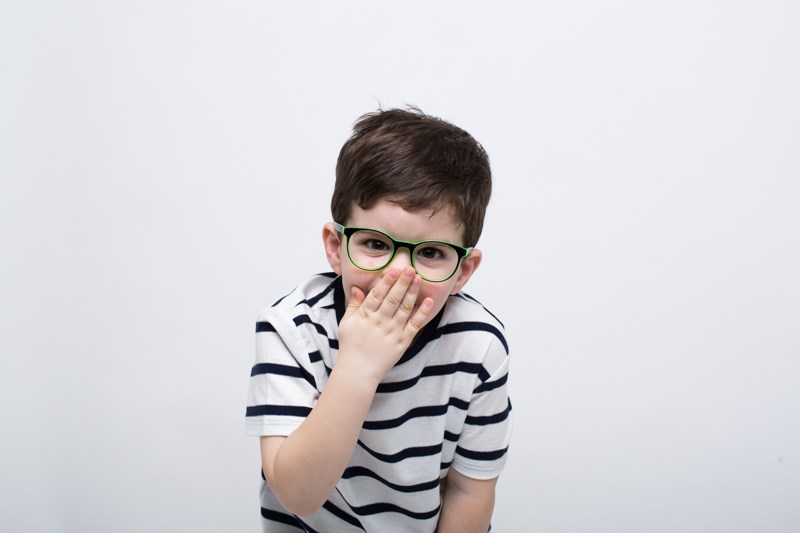 משקפי ראיה לילדים (צילום: אופטיקנה)