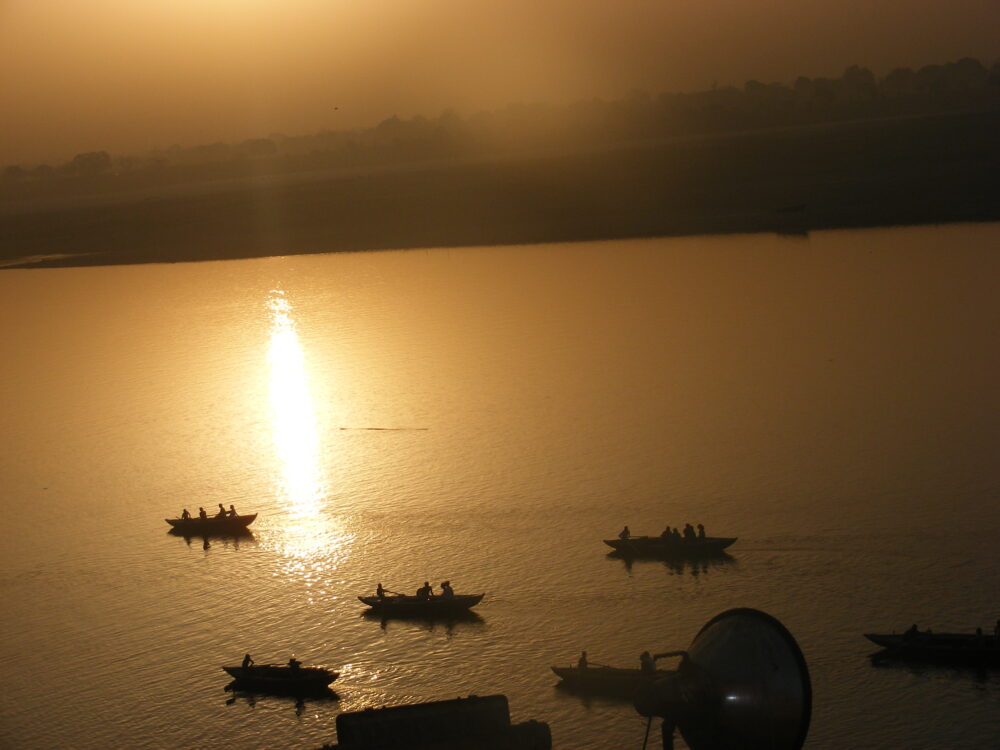 נהר הגנגס בשקיעה  (צילום: תמי גולדשטיין)