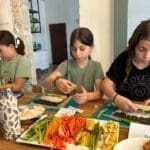 קייטנת נוער לבישול ואירוח-מתחם שוק תלפיות- במבנה ישן כבן 100 שנה (צילום: אלבום פרטי-ורד פרן)