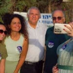 הירוקים – כחול לבן: מרינה ברנובסקיה, מוטי בליצבלאו, אביהו האן, יעל שנער, לינוי נגר-שאול (צילום: חי פה-TV)