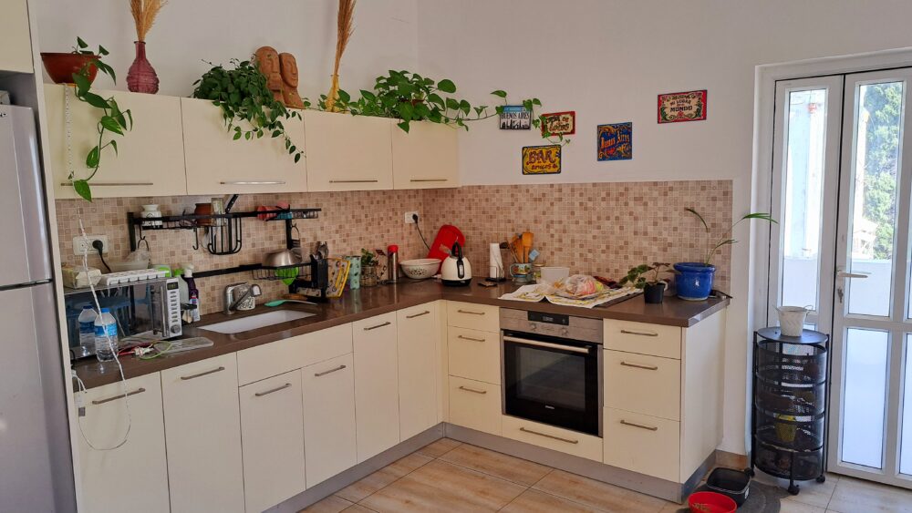 בבית תמרה וובר - המטבח (צילום: רחלי אורבך)