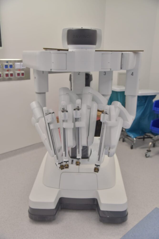הרובוט החדש והמתקדם מסוגו בעולם בחדר הניתוח ברמב