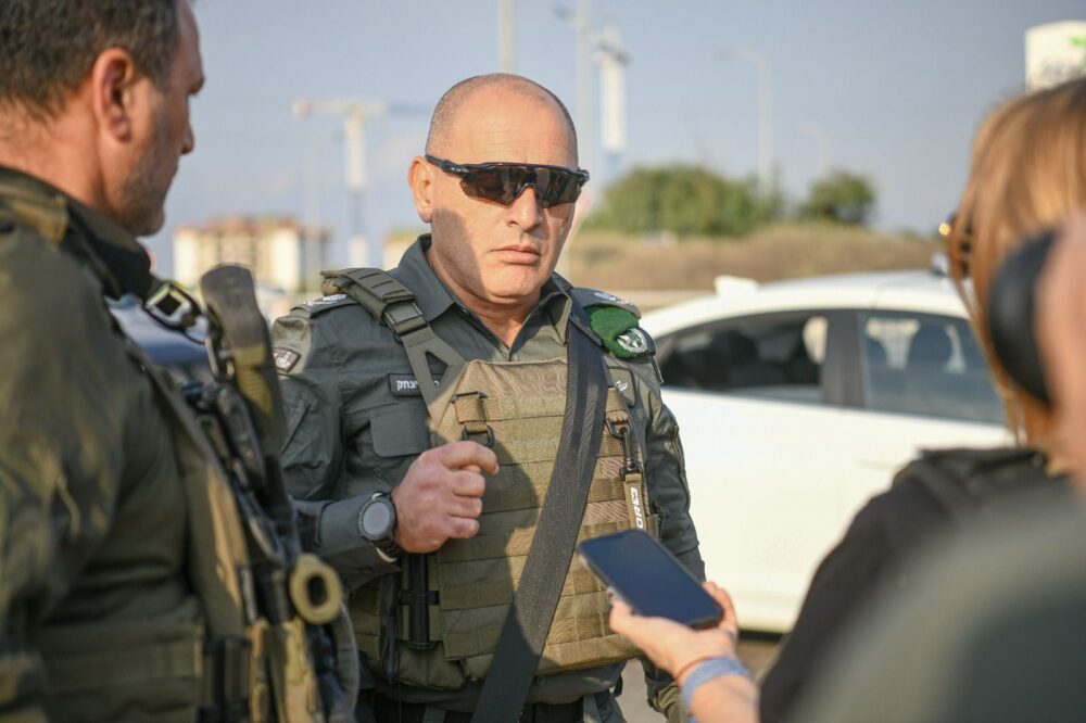 270 שוהים בלתי חוקיים נתפסו במבצע של משמר הגבול (צילום: משטרת ישראל)