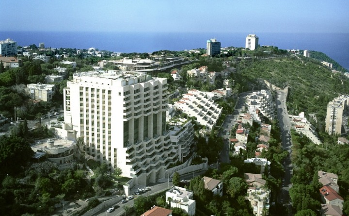 מלון קראון פלאזה חיפה (צילום: בוריס ליפקין)