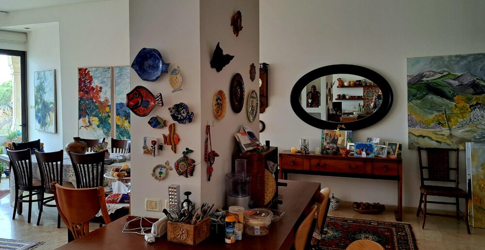 Рути Сигал – в своем доме: вид на гостевую комнату (фото: Рахели Орбах)