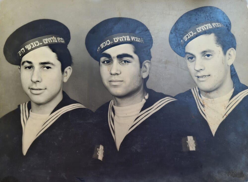 Avraham and Sartil with his brother Natan and their friend for the conquerors of the sea, Shefi (private album)