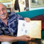 צבי שקולניק – עם ההקדשה בספרו של חתן פרס נובל לספרות (צילום: רחלי אורבך)