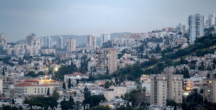 הכרמל הצפוני, ואדי ניסנאס, הדר הכרמל - חיפה (צילום: ירון כרמי)