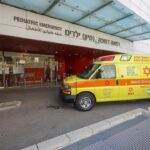 שני אחים נסעו ברכב ממונע המשמש משחק לילדים והתנגשו חזיתית ברכב (צילום: רמב״ם)