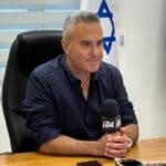 ראש העיר טירת כרמל, דודו כהן במסר למקבלי ההחלטות: "קורא לרה"מ ולשרים לסיים את המשימה ולהכריע את האויב" (צילום: טירת כרמל)