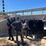 10 תושבי ג'נין נתפסו ונעצרו על ידי שוטרי ופקחי יח' שיטור עירוני בטירת כרמל (צילום: משטרת ישראל)