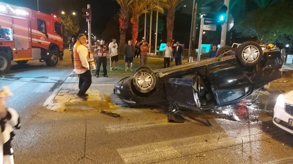 תאונת דרכים בקריית ים במוצאי שבת, 26/10/24, סביב השעה 20:00 (צילום: איחוד הצלה)