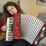 ניקה קושניר – אקורדיוניסטית ומלחינה חיפאית (צילום: רחלי אורבך)