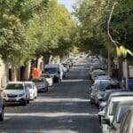 רחוב מוצל בחיפה – רחוב צבעוני (צילום: ירון כרמי)