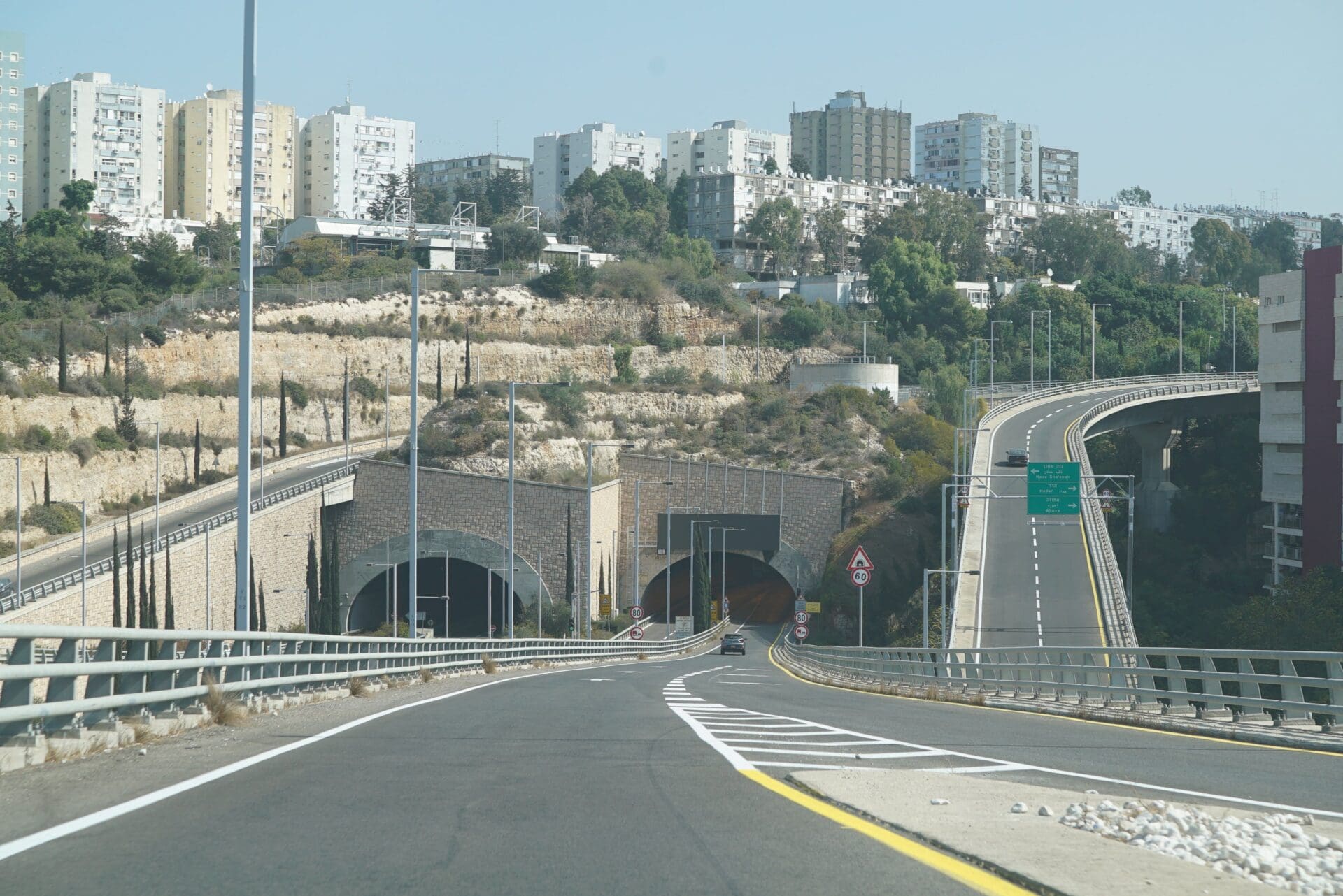 מנהרות הכרמל ומחלף הגרנד קניון (צילום: ירון כרמי)