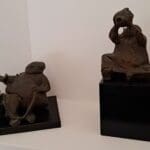 בבית צחי וויט – פסלי האומן נחום גוטמן (צילום: רחלי אורבך)