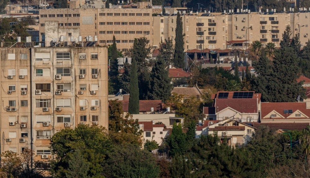 קריית שמונה - מראה כללי של העיר (צילום: אבי אלבאום)