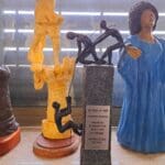 בבית דן קלצ'קו – הוקרה על תרומת חדר מחשבים, מתנ"ס נווה דויד (צילום: רחלי אורבך)