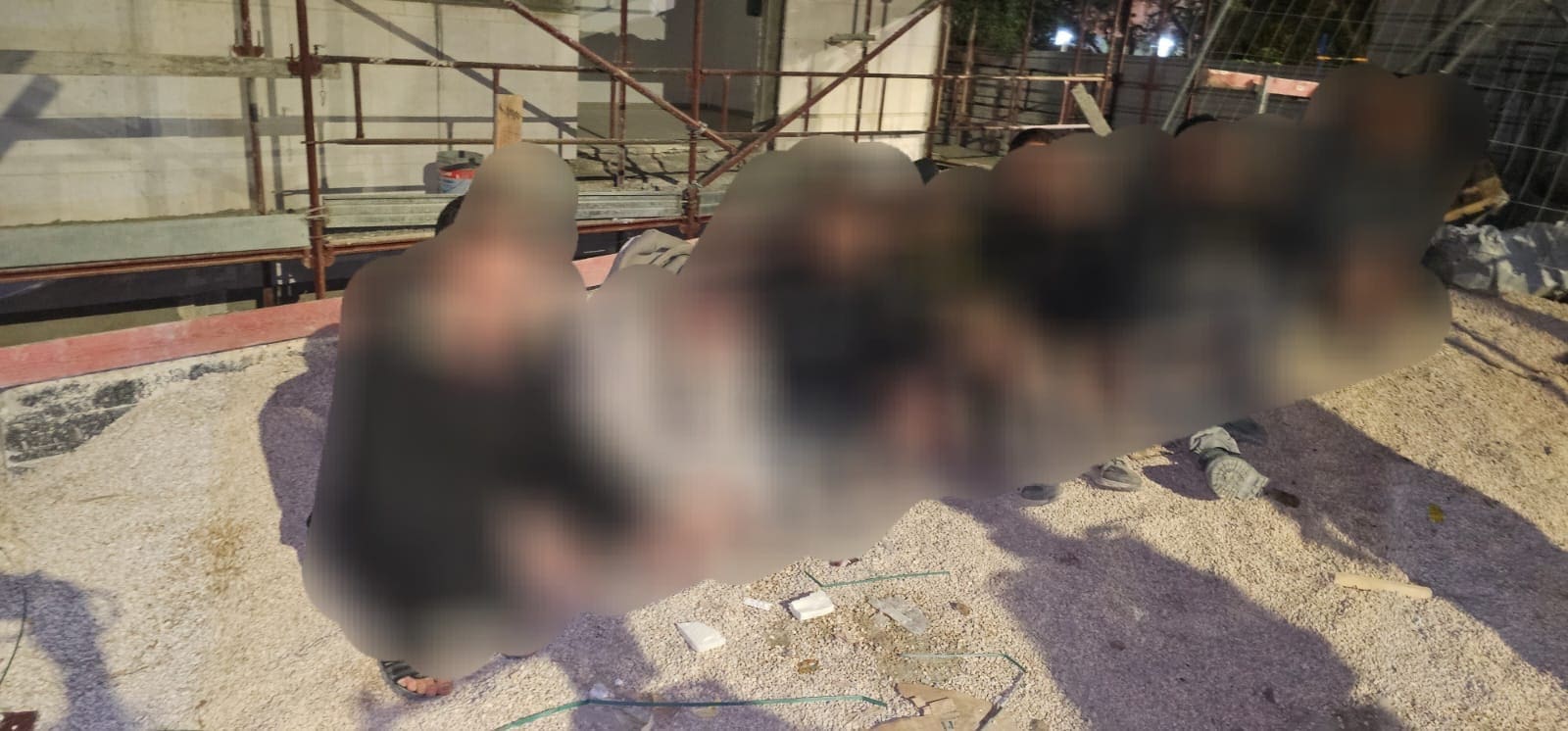 13 שוהים בלתי חוקיים נתפסו ע