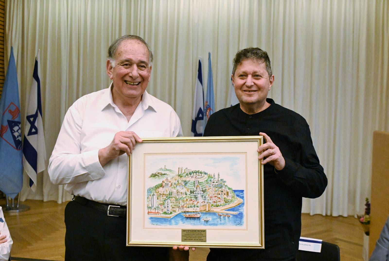 בלו-סימיון פיינרו, האמן החיפאי הבינלאומי • הוקרה בעירייה לרגל זכייתו בפרס ישראל בתחום העיצוב והאמנות הבינתחומית (צילום: ראובן כהן)